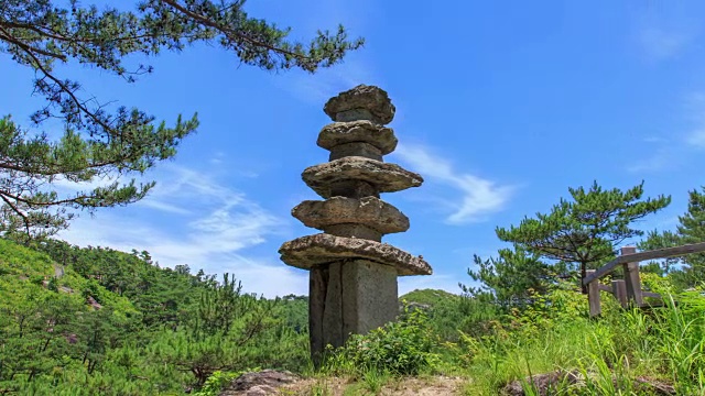 云苏的石塔视频素材