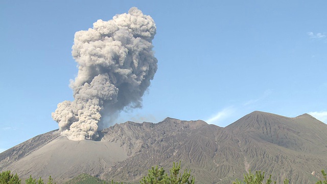 樱岛火山爆发视频素材