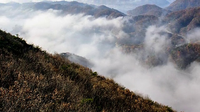 观赏云海和玉桢湖山脉视频素材