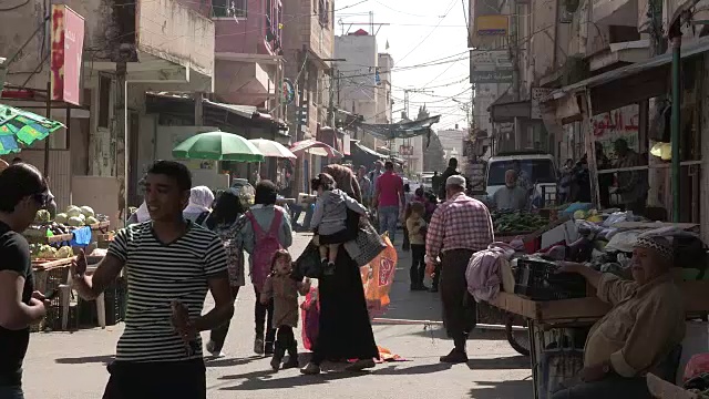 繁忙的街道，巴拉塔难民营，巴勒斯坦视频素材