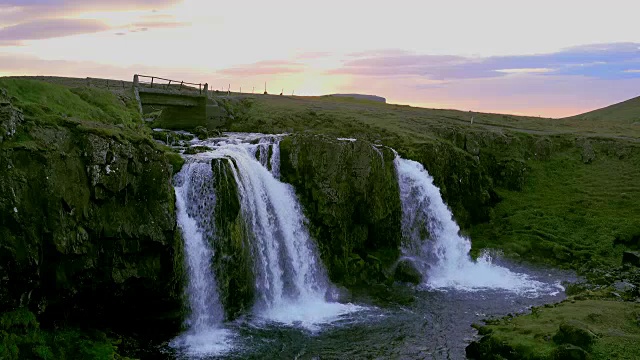 Kirkjufellsfoss 瀑布视频素材