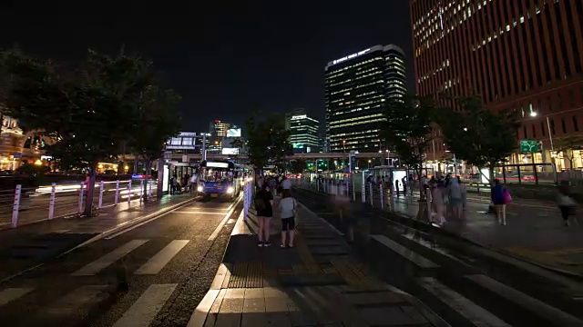 夜景汉城车站公交换乘中心视频素材