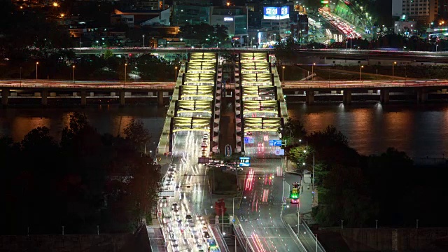 汉江畔的汉港大桥和诺德瑟姆岛夜景视频素材