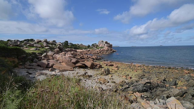 格兰尼特玫瑰岩海岸的全景图视频素材