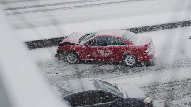 冬季暴风雪事故视频素材