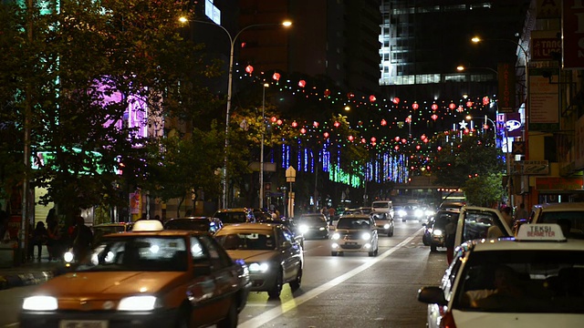 透过马来西亚吉隆坡的街道场景视频素材