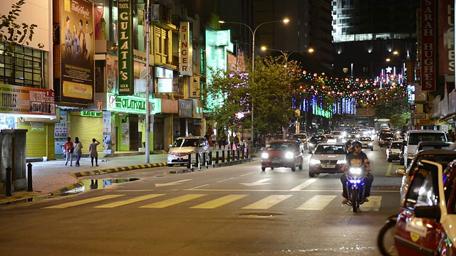 透过马来西亚吉隆坡的街道场景视频素材