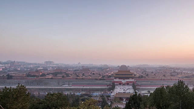 T/L紫禁城俯瞰白天到夜晚/中国北京视频素材