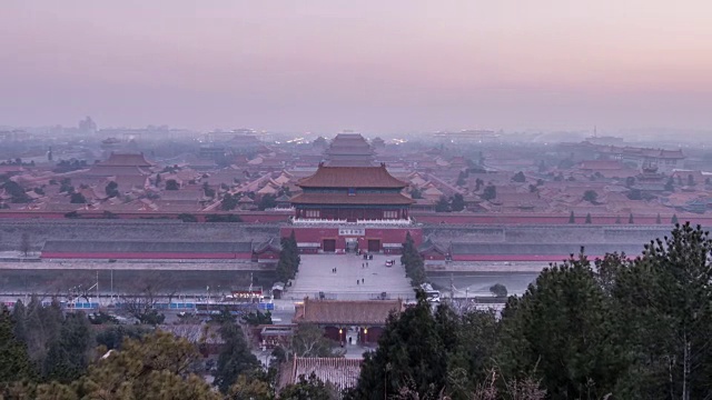 T/L紫禁城俯瞰白天到夜晚/中国北京视频素材