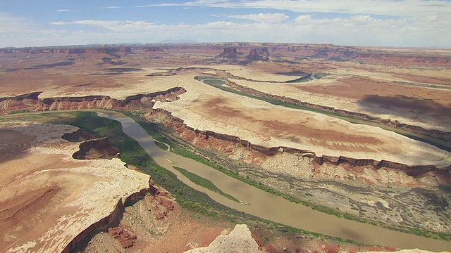 美国犹他州峡谷土地国家公园的MS AERIAL Green River loop视频素材