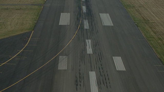 空中接近06号跑道视频下载