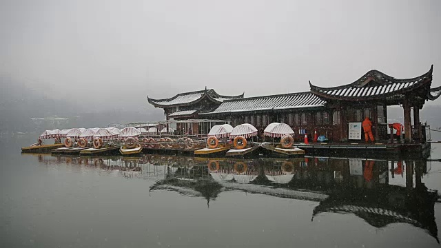 雪景西湖，中国浙江杭州视频素材