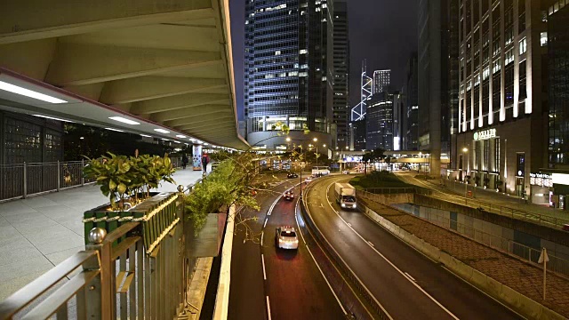 高清实时视频，香港城市夜景，穿梭交通视频素材