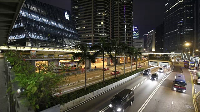 高清实时视频，香港城市夜景，穿梭交通视频素材