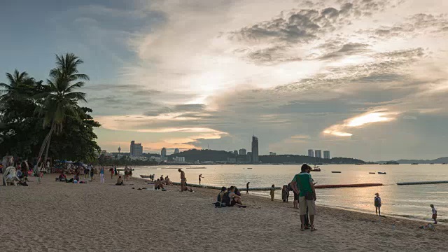 4K延时:景点度假周末海岸芭堤雅海滩视频素材