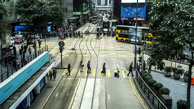 香港德威道交通及通勤者的延时图视频素材