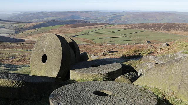 Stanage Edge Millstones，德比郡，英国，欧洲视频素材