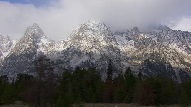 雪地提顿视频素材