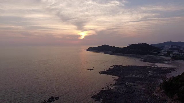 永宗岛欧旺尼海滩泥滩的日落景观视频素材