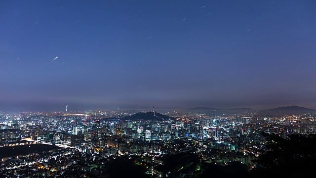 钟no -gu地区夜景及英望三山星光步道视频素材