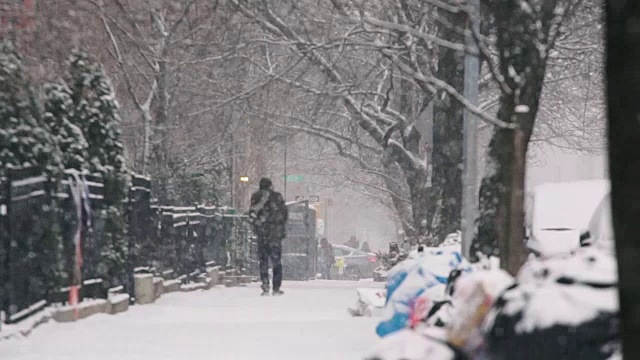 城市下雪天视频素材