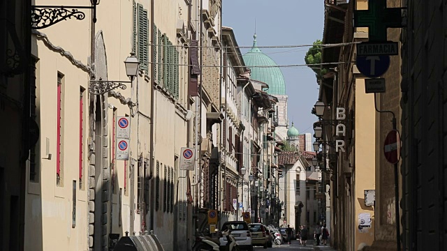 Via Degli Alfani & Sinagog，佛罗伦萨，托斯卡纳，意大利，欧洲视频素材