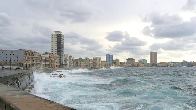 Malecon，哈瓦那，古巴视频素材