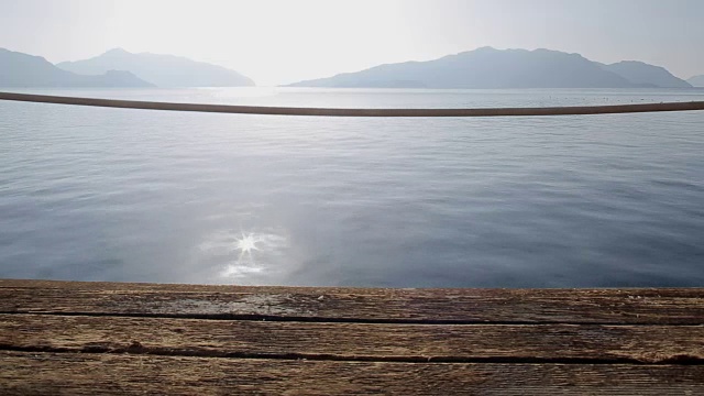 爱琴海海景和木板路，马尔马里斯，安纳托利亚，土耳其视频素材