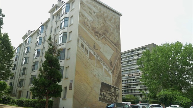 理想城市的Murs Peints Les Cities Ideales，理想城市壁画在里昂，PAN视频素材