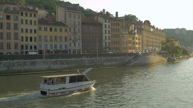 沿Saone河的Vieux Lyon,MS视频素材