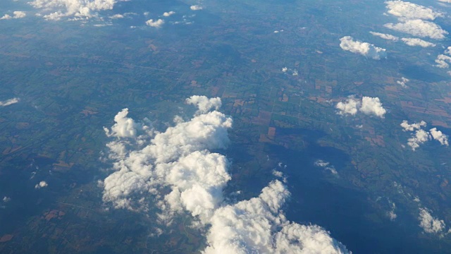 三张空中拍摄的4K格式的云层视频素材