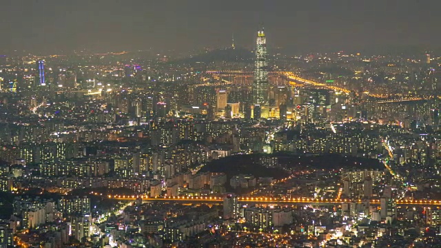 乐天世界大厦地区(首尔地标)的夜景视频素材