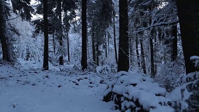 雪景蛇垭口，皮克区国家公园，德比郡，英国视频素材