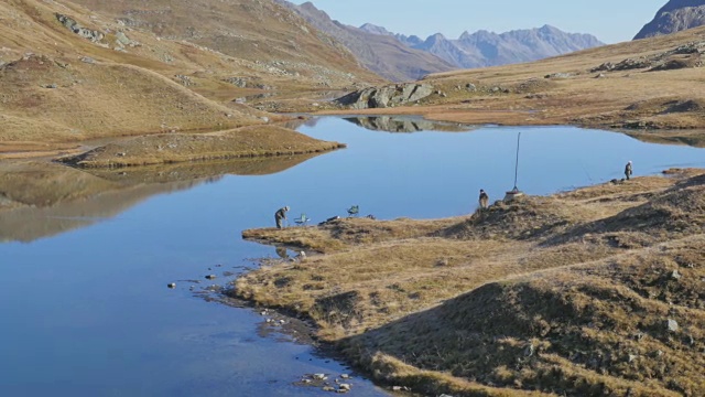 阿尔卑斯山徒步旅行视频素材