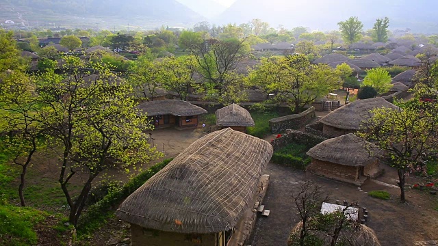 龙栖城炮台韩式民居景观视频素材