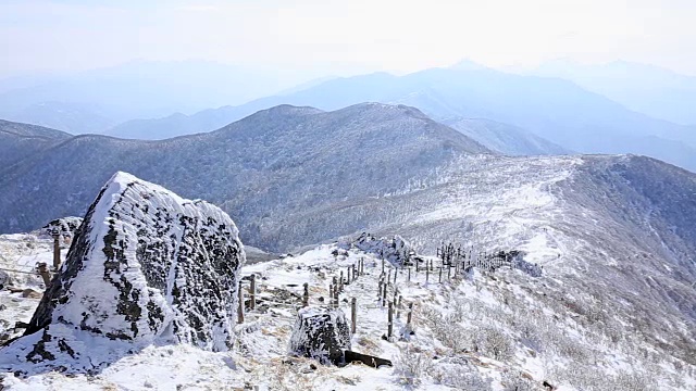 德女山国家公园冬天的雪景视频素材