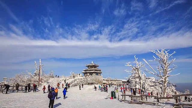 德雪山国家公园雪天峰帕乐亭休息区的雪景视频素材