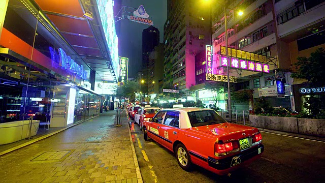 香港夜晚的街道视频素材