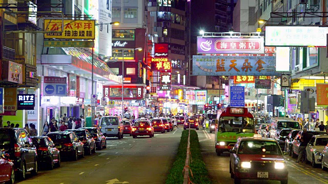 香港夜晚的街道视频素材