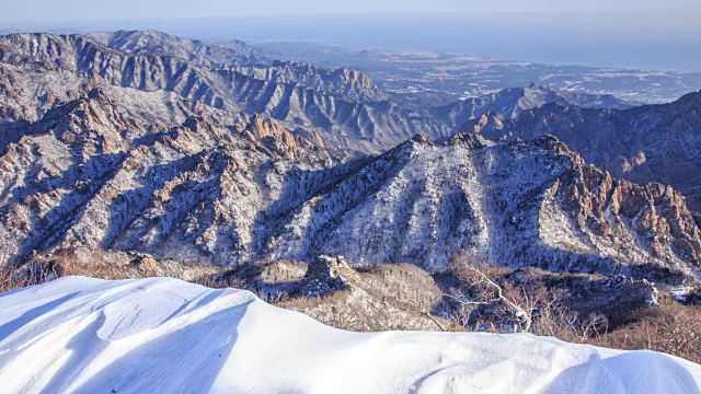 雪山国家山公园的公尼奥山岭雪景视频素材