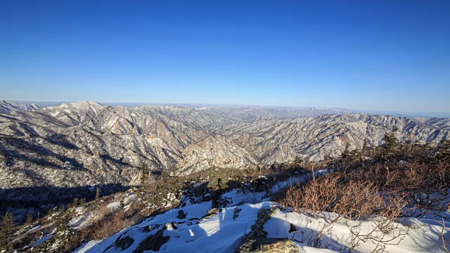 雪景:雪山龙江城岭(风景区)视频素材