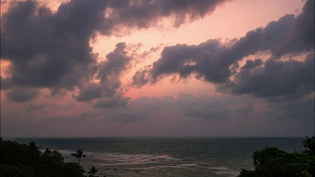 海面上的日出视频素材