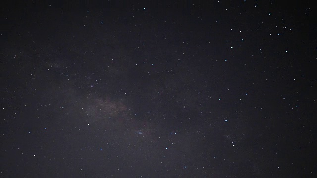 4K:夜空中延时的星星和月亮视频素材