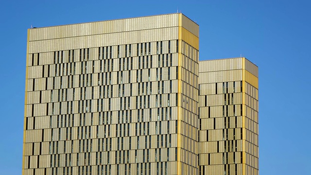 MS View of top of Court de justice de l'Union euro penne(欧盟法院)，Kirchberg /卢森堡视频素材