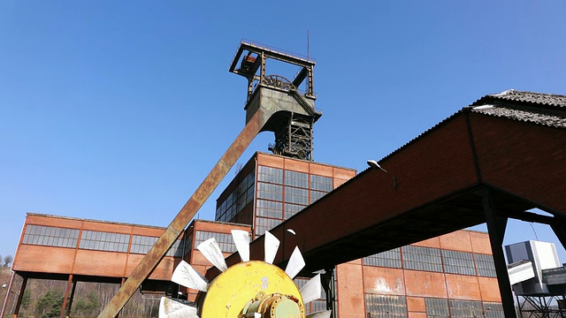 WS LA View of Museum Les miners Wendel / Petite Rosselle, Lorraine，法国视频素材