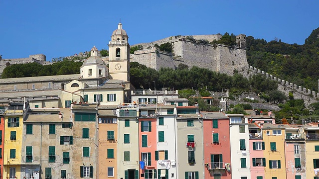 MS Shot of harbour，利古里亚海岸，地中海/ Portovenere，利古里亚，意大利视频素材