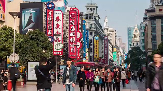 上海南京路人群的时间流逝视频素材