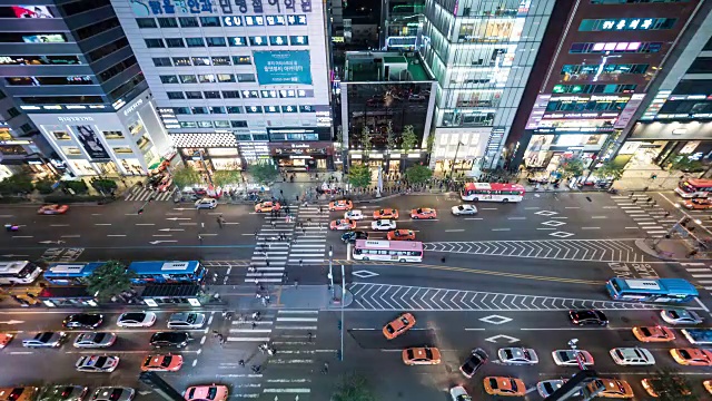 Gangnamdaero路的夜晚视频素材