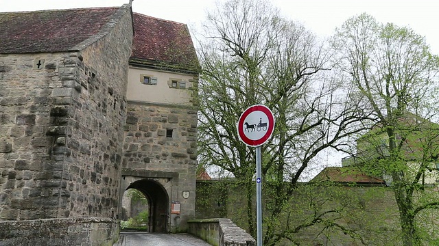 Rothenburg ob der Tauber，圣沃尔夫冈教堂，牧羊人教堂视频素材