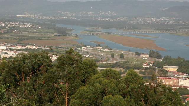 Viana do Castelo，从Monte de Santa Luzia到小镇，Limia河和大西洋视频素材